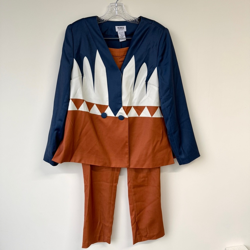 Monroe & Main Navy/Brown Tribal Print Pant Suit/Blazer Set Size 6